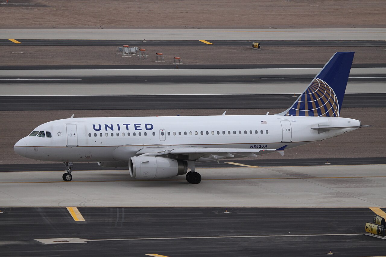 United Airlines Airbus A319