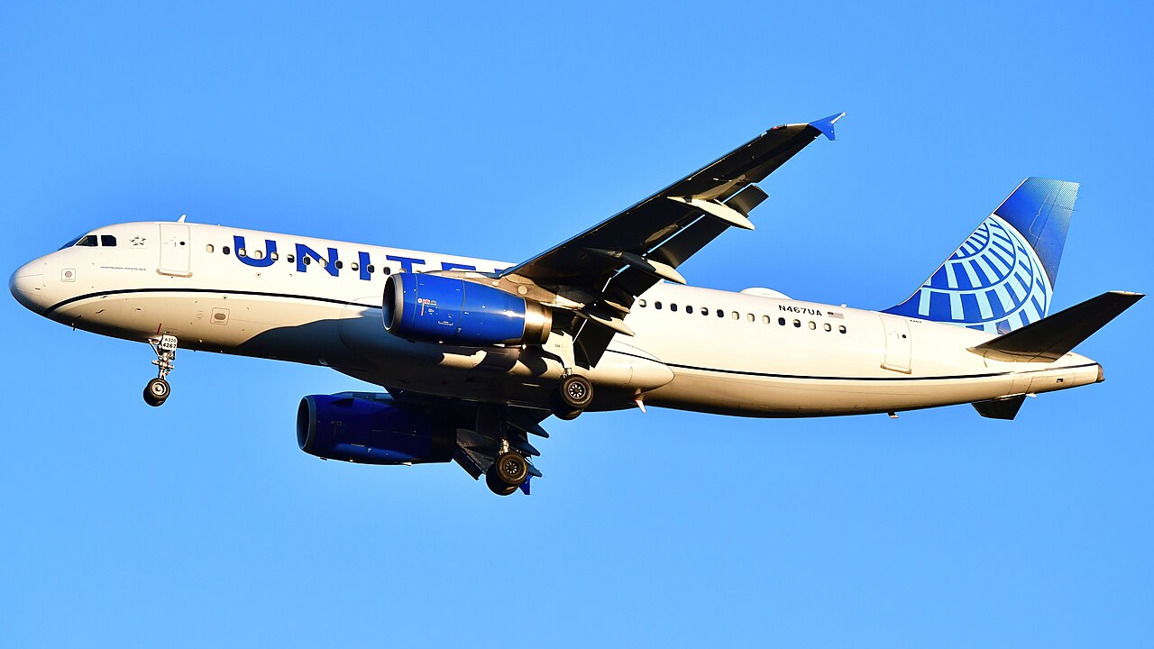 United Airlines Airbus A320
